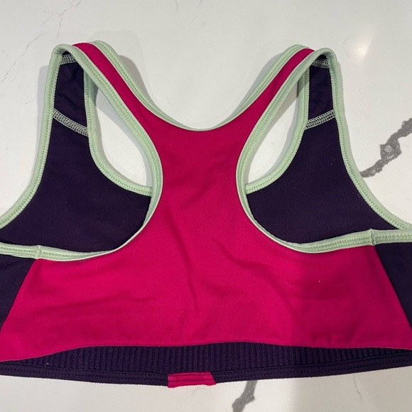 Nike Dri-Fit Women's Colorblock Sports Bra - Picture 5 of 8